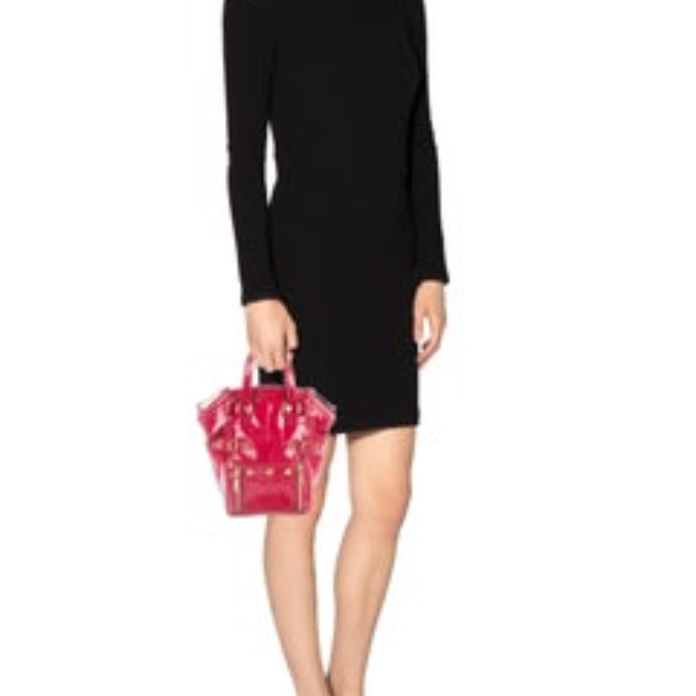 Stunning!YSL mini downtown patent red purse - Picture 9 of 9